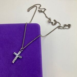 💛 Radiant Silver Cross Necklace | 24 Inch Chain | Classic Religious Statement